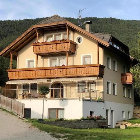 Schoenhuberhof Apartment Panoramablick Брунико Екстериор снимка